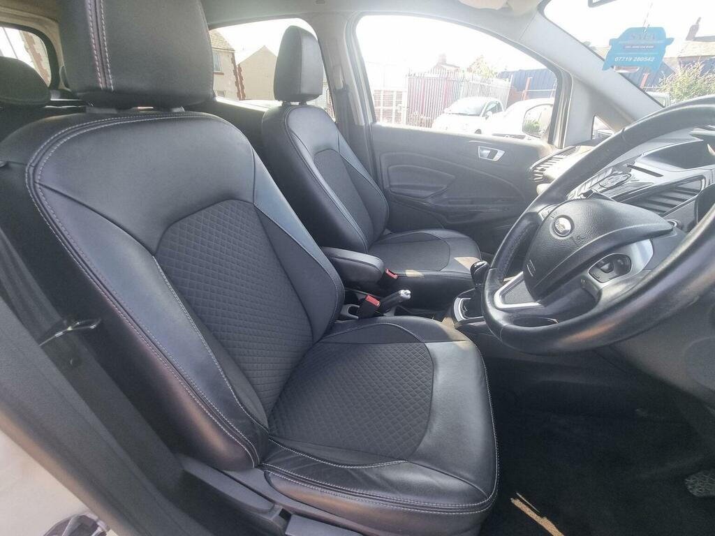 Ford Ecosport Titanium White #5