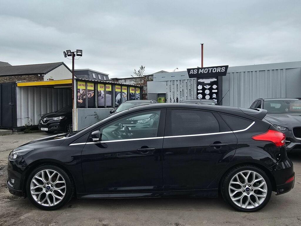 Ford Focus 1.0T Ecoboost Zetec S Euro 6 Ss 201564 FM64CHO Black #4