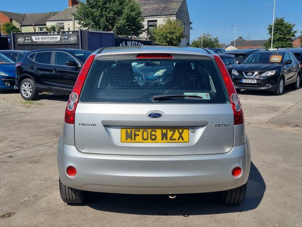 Ford Fiesta 1.4 Td Style Silver #10