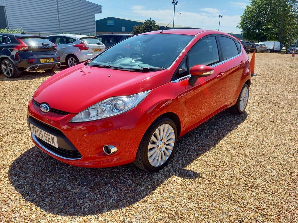 Ford Fiesta Hatchback 1.4 Titanium 200909 Red #3