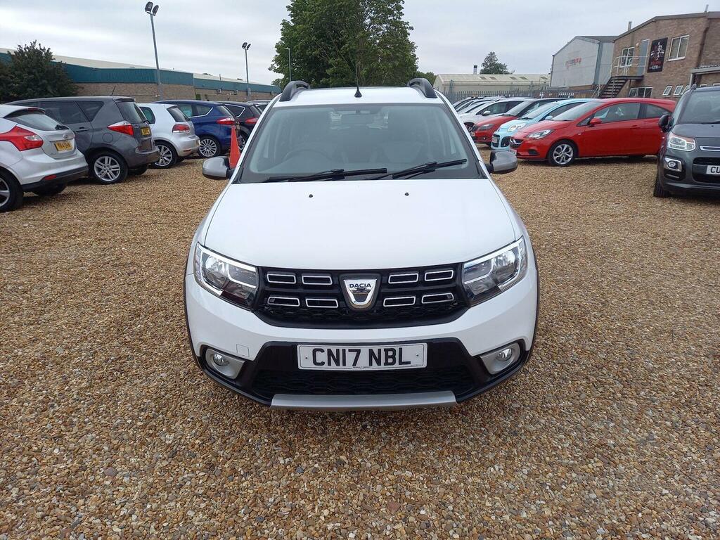 Dacia Sandero Stepway 1.5 Dci Laureate Euro 6 Ss White #2