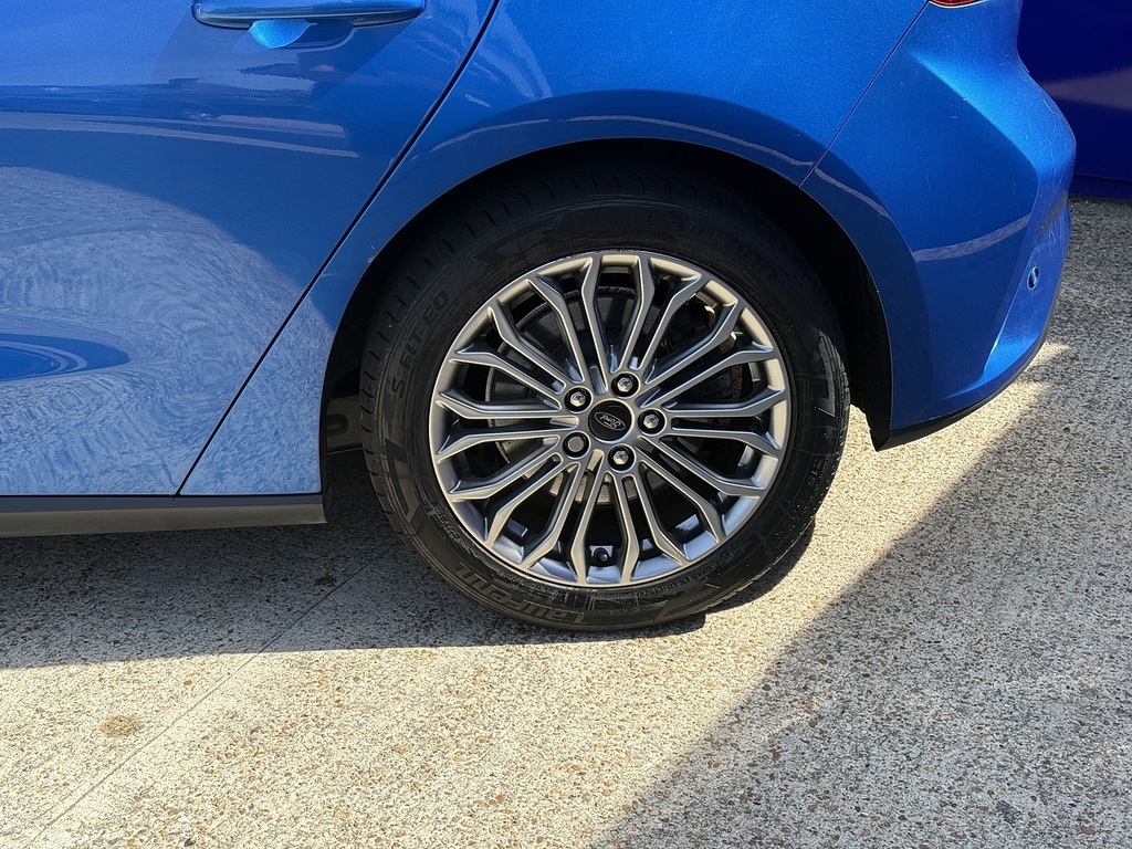 Ford Focus Titanium X BG68ZZN Blue #5