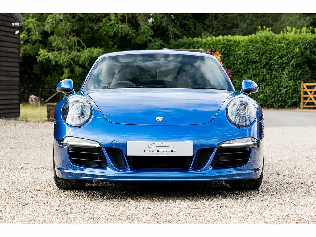 Porsche 911 Carrera Gts Pdk White #26