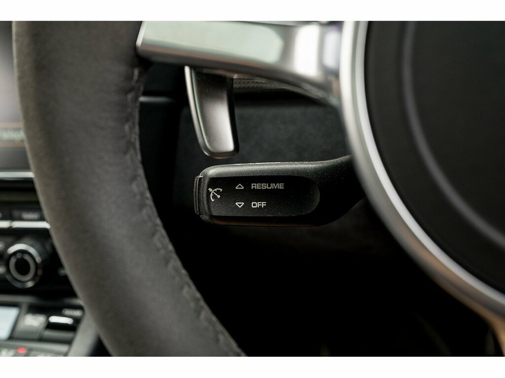 Porsche 911 Carrera Gts Pdk White #10