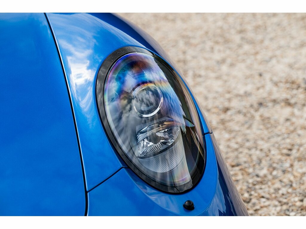 Porsche 911 Carrera Gts Pdk White #27