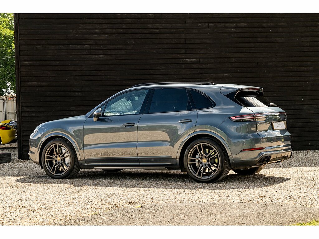 Porsche Cayenne 3.0 D V6 Platinum Edition Tiptronic S 258 White #8