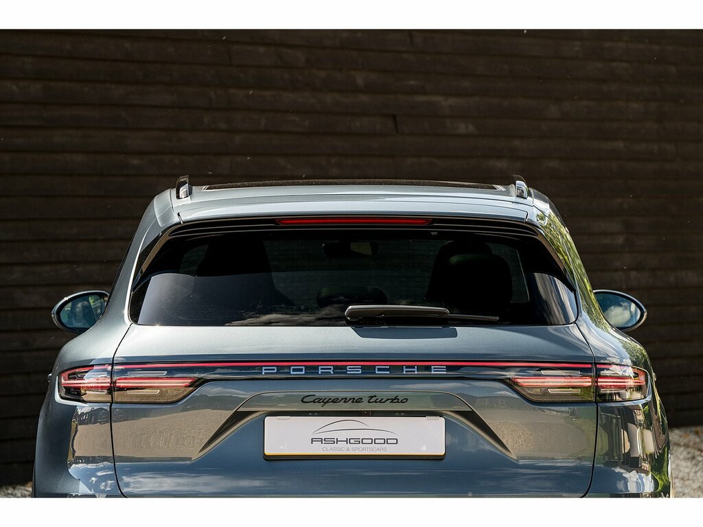 Porsche Cayenne 3.0 D V6 Platinum Edition Tiptronic S 258 White #44