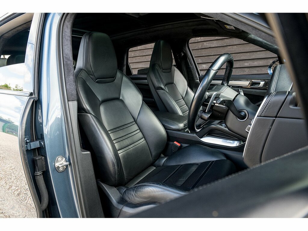 Porsche Cayenne 3.0 D V6 Platinum Edition Tiptronic S 258 White #22