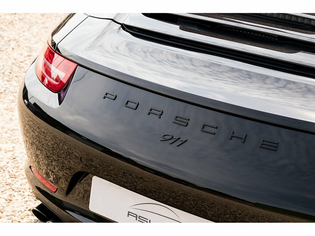 Porsche 911 991 Gt3 Black #23