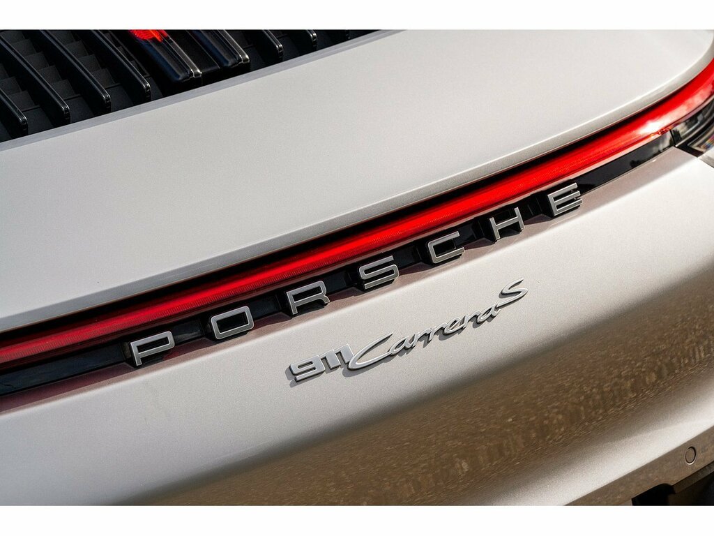 Porsche 911 Carrera S 32 Grey
