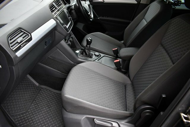 Volkswagen Tiguan 2L Match Edition White #14