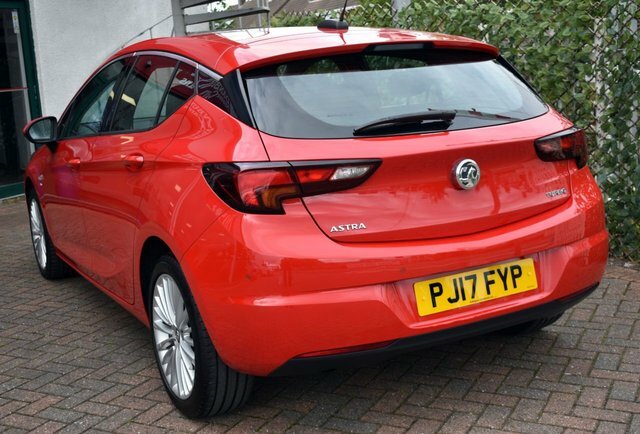 Vauxhall Astra 2017 1.4I Turbo Elite 148 Bhp Euro 6 Red #3