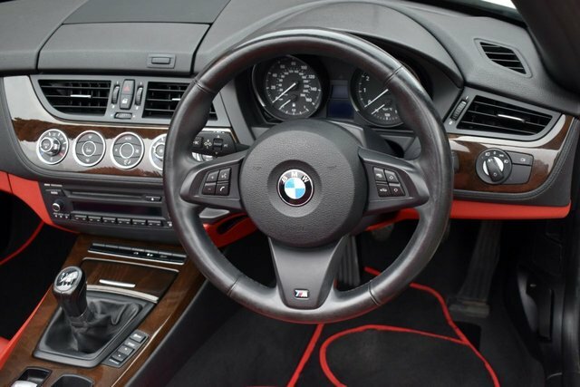 BMW Z4 Convertible White #13