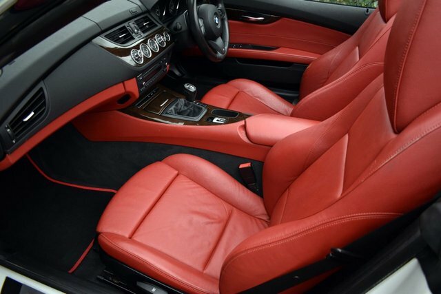 BMW Z4 Convertible White #12