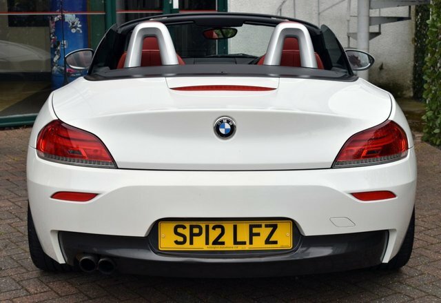 BMW Z4 2012 20I M-sport Convertible 6-Speed 181 Bhp White #4