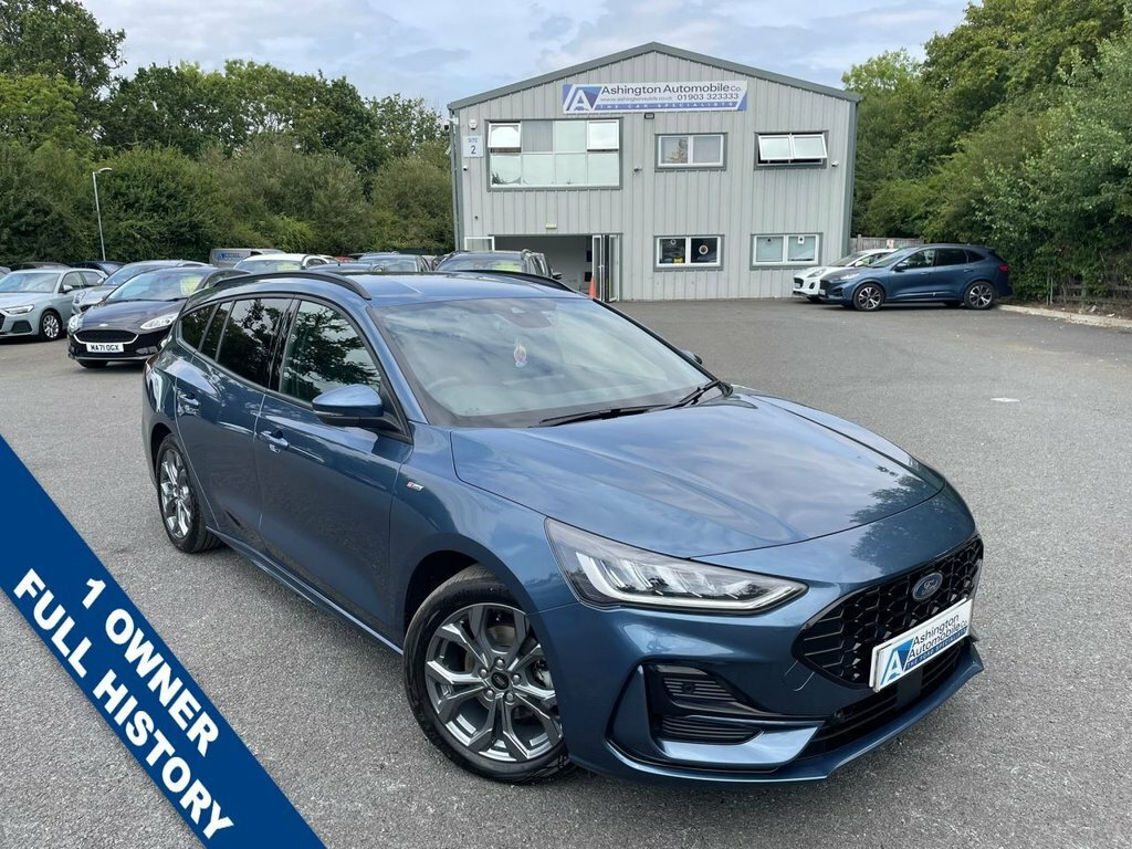 Ford Focus 1L St-line Blue