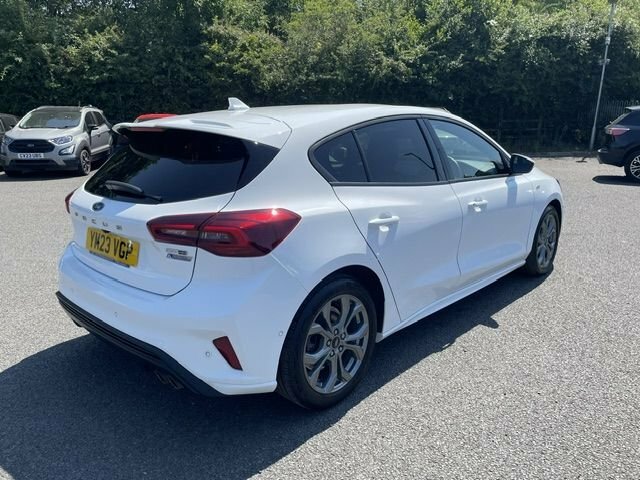 Ford Focus 1L St-line Edition YM23VGP White #5