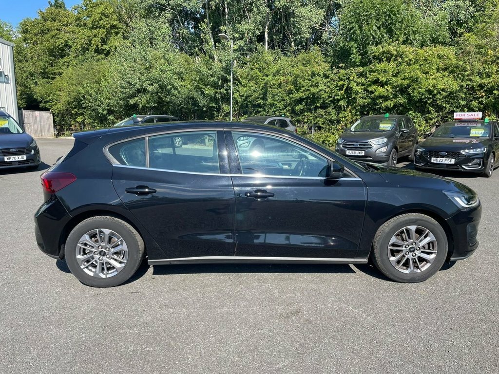Ford Focus 1L Titanium CN23SZR Black #2