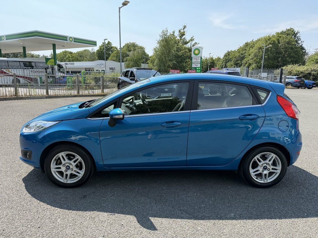 Ford Fiesta 1L Zetec Blue #6