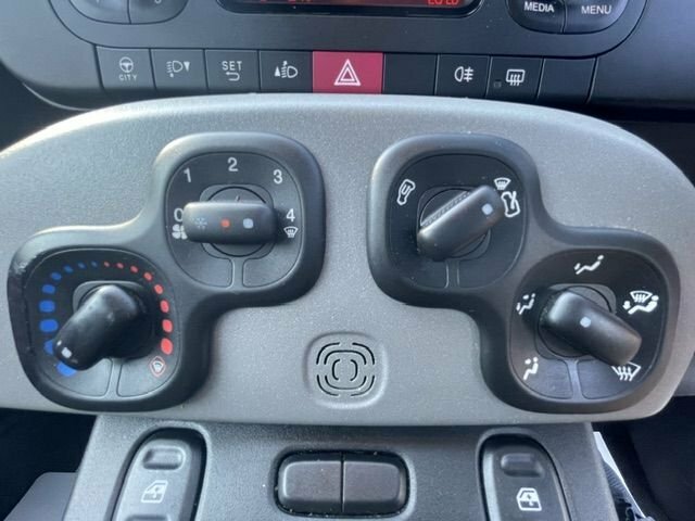 Fiat Panda 0.9 Twinair 4 Seat 4X4 Family Mpv With Euro Green #18