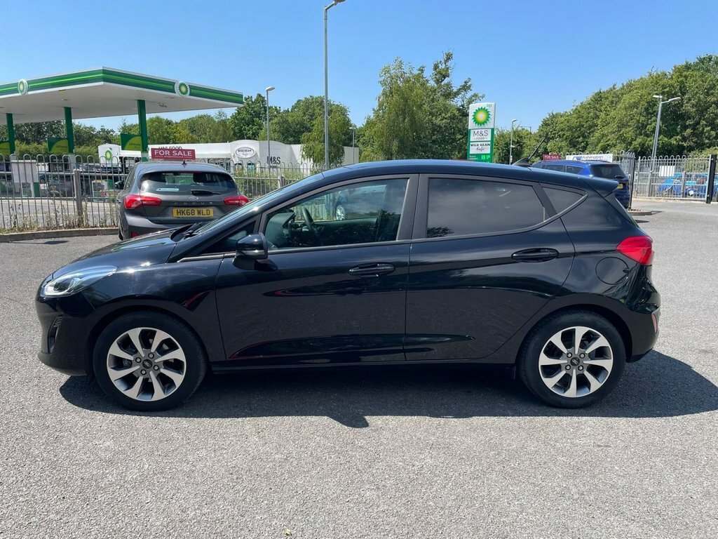 Ford Fiesta 1L Trend Black #6