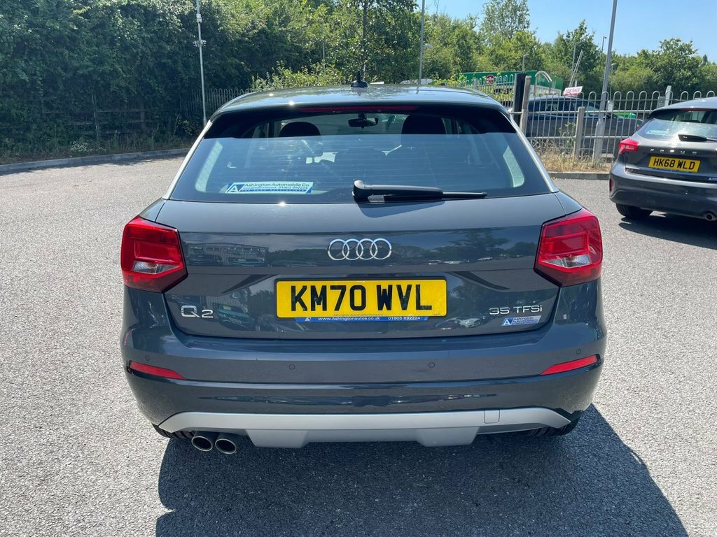 Audi Q2 1.5L Sport Grey #4