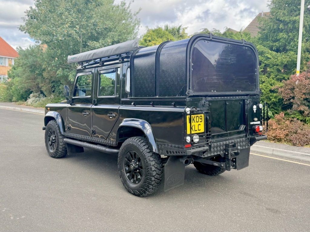 Land Rover Defender 110 Suv Black #27