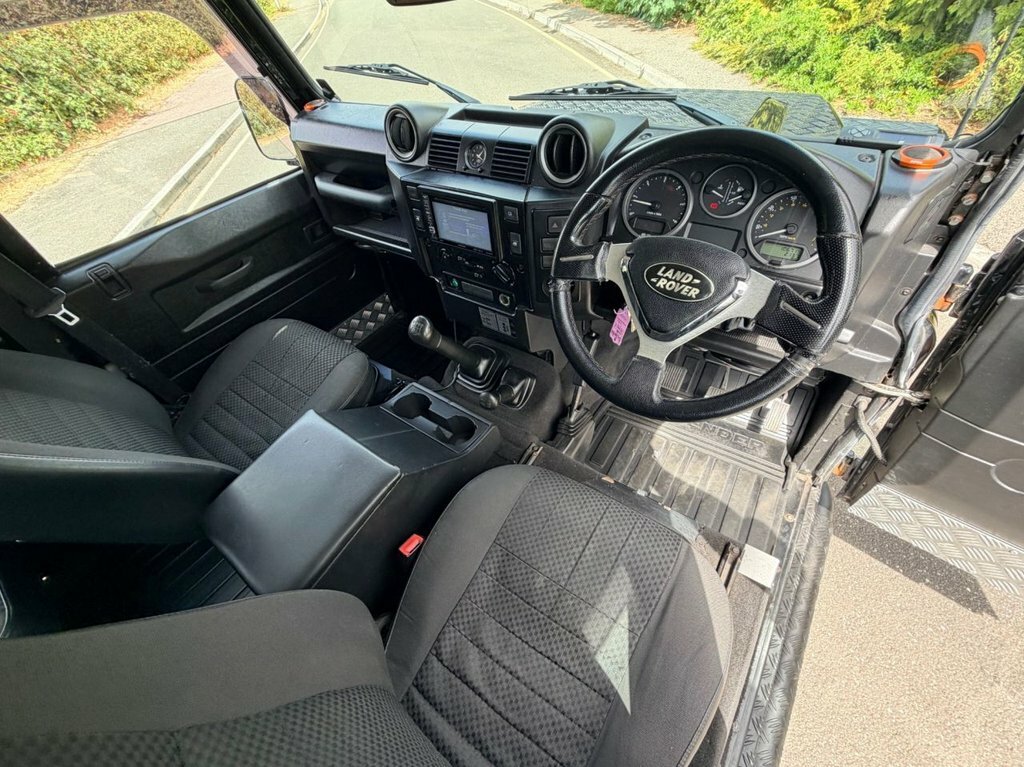 Land Rover Defender 110 Suv Black #12