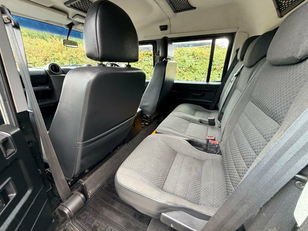 Land Rover Defender 110 Suv Black #10