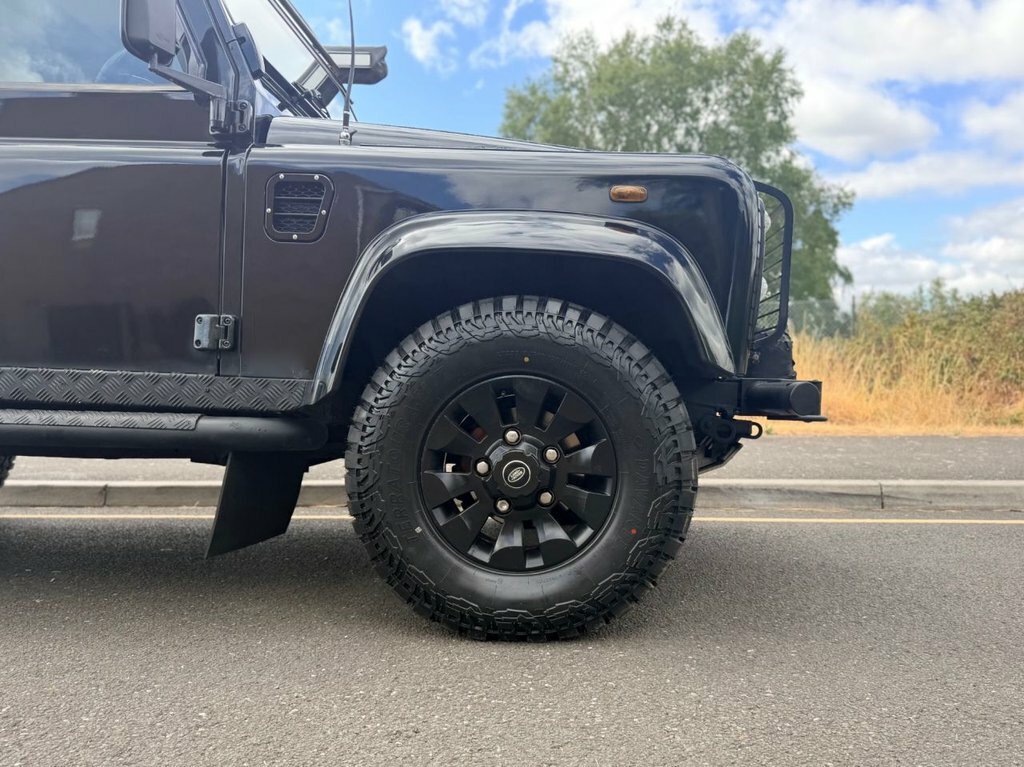 Land Rover Defender 110 Suv Black #25