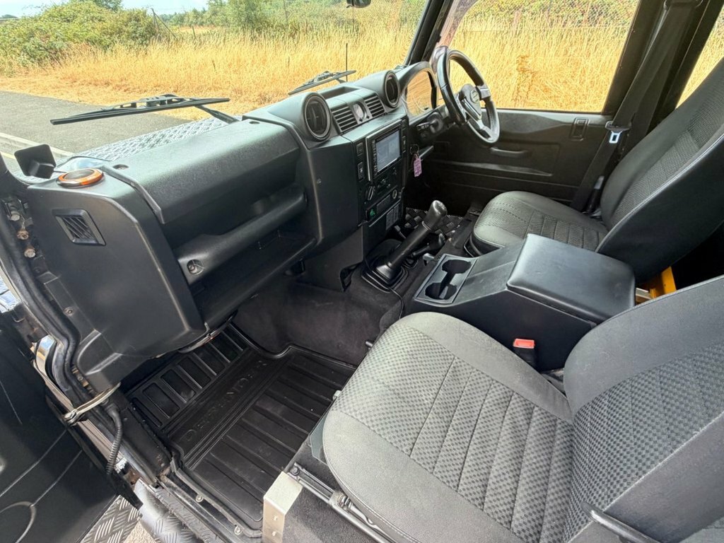 Land Rover Defender 110 Suv Black #9