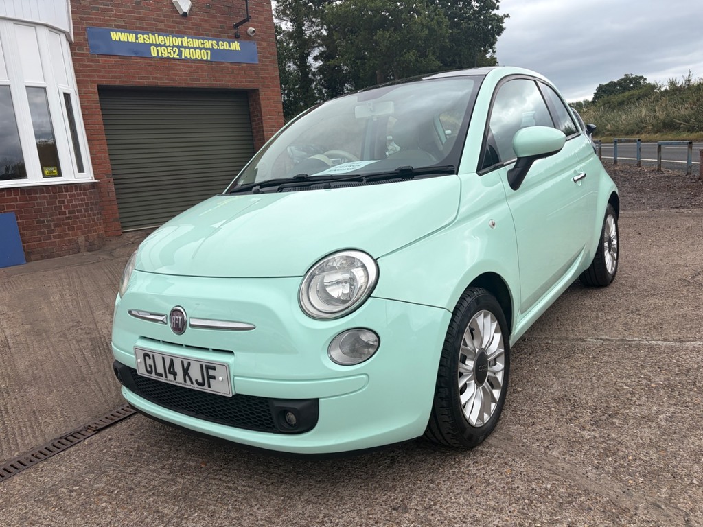 Fiat 500 1.2 Lounge Very Low Mileage, Panoramic Glass R Green