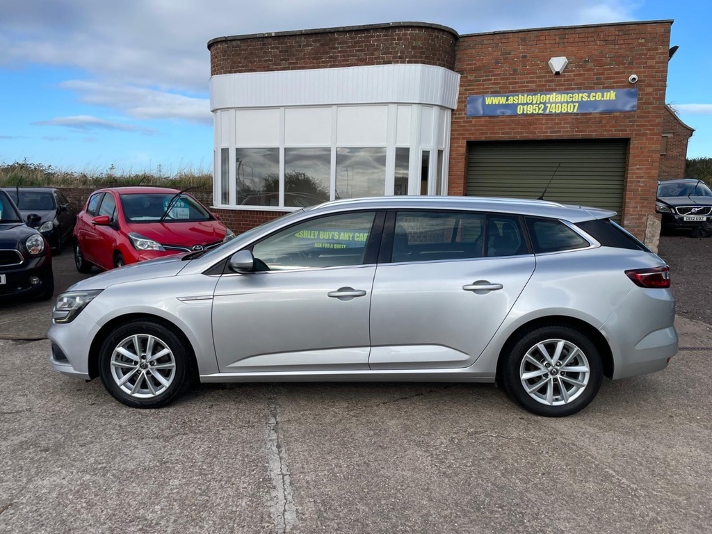 Renault Megane 1.6 Dci Dynamique Nav Silver #2