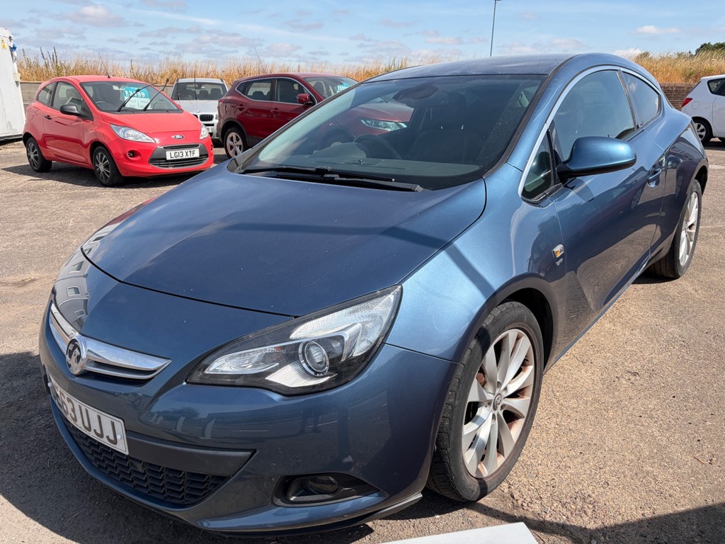 Vauxhall Astra GTC 2.0 Cdti 16V Sri Blue