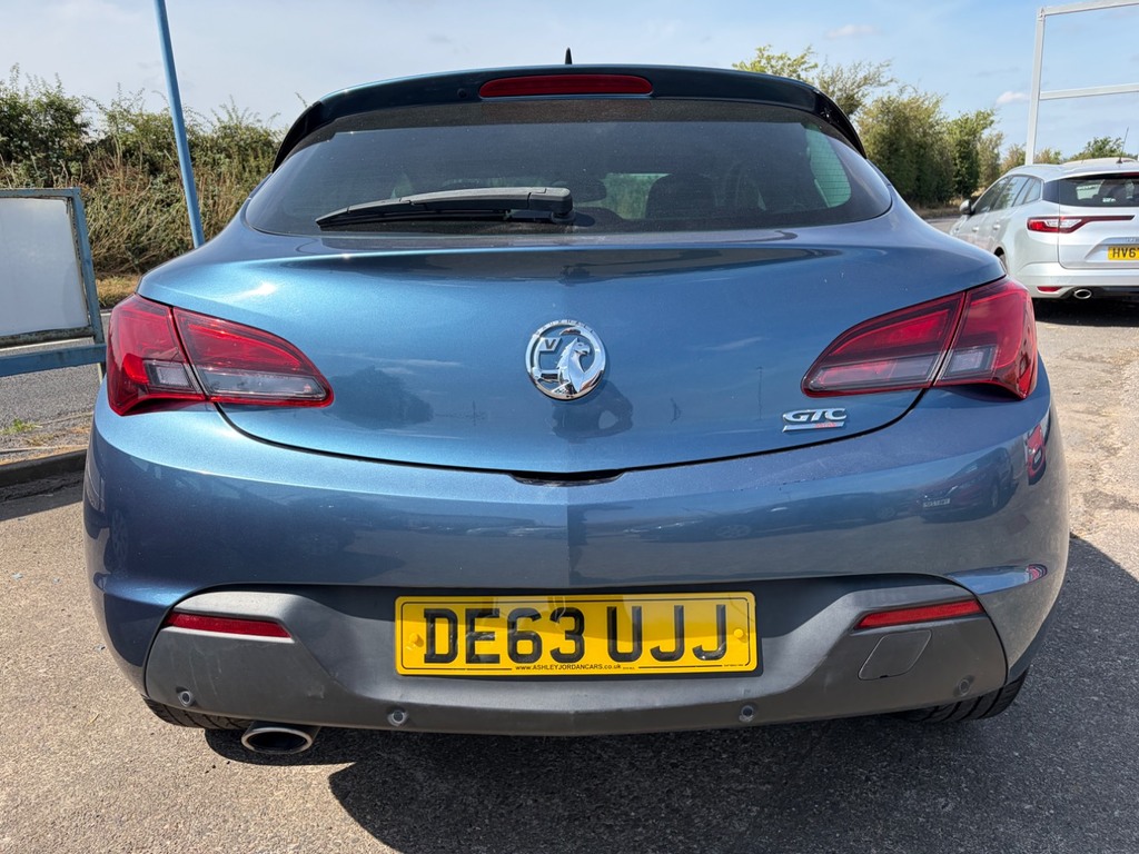 Vauxhall Astra GTC 2.0 Cdti 16V Sri Blue #4
