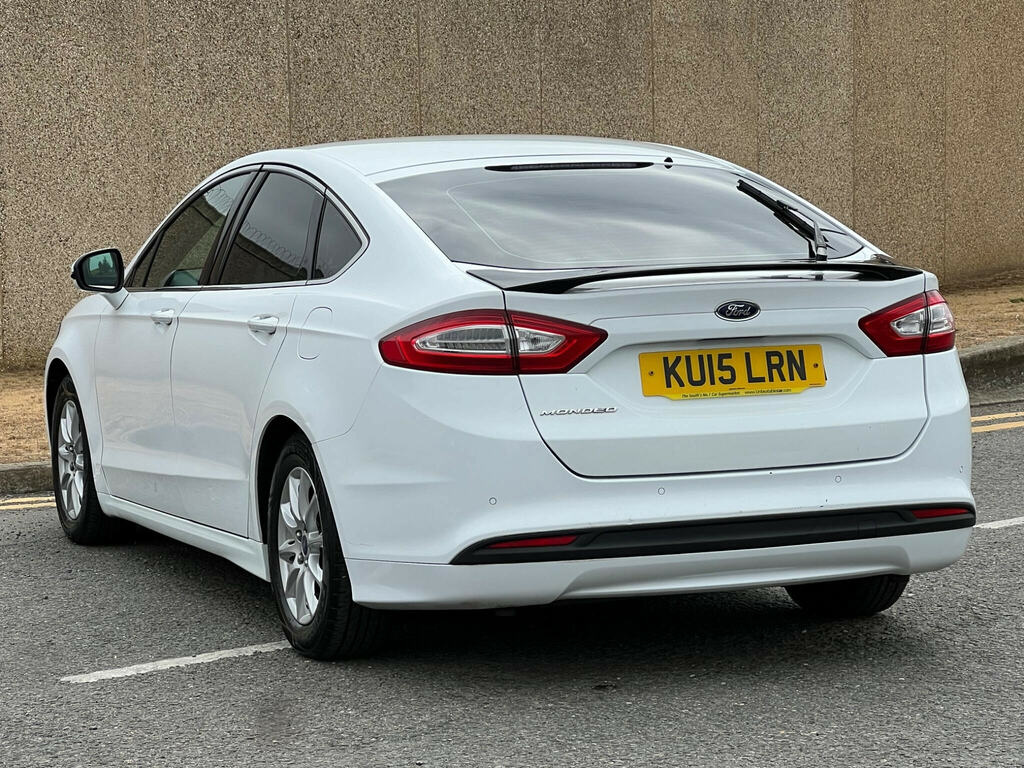 Ford Mondeo 1.5T Ecoboost Zetec Estate Euro Red #25