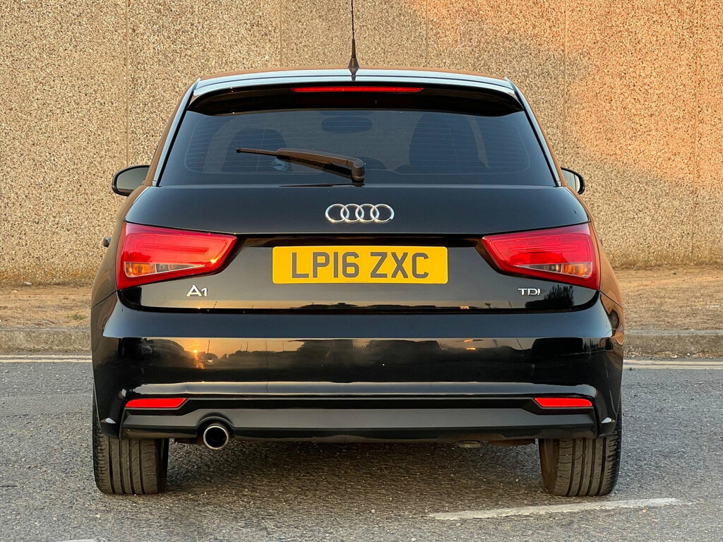 Audi A1 1.6 Tdi Sport Sportback S Tronic Euro 6 Ss Black #6