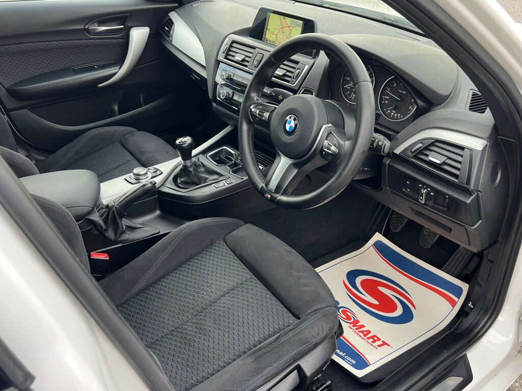 BMW 1 Series 118I Se Hatchback White #16