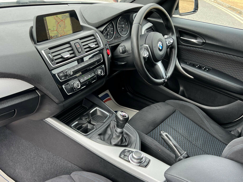 BMW 1 Series 118I Se Hatchback White #13