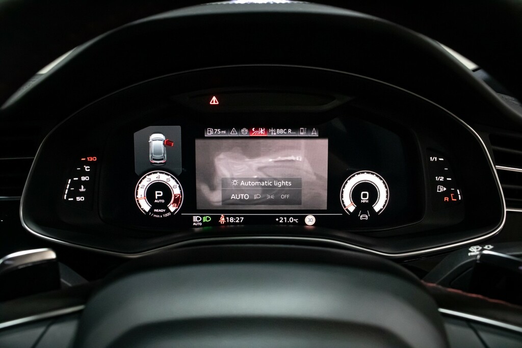Audi RSQ8 Audi Rs Q8 Estate Tfsi 640 Quattro Perform Carbon Grey #46