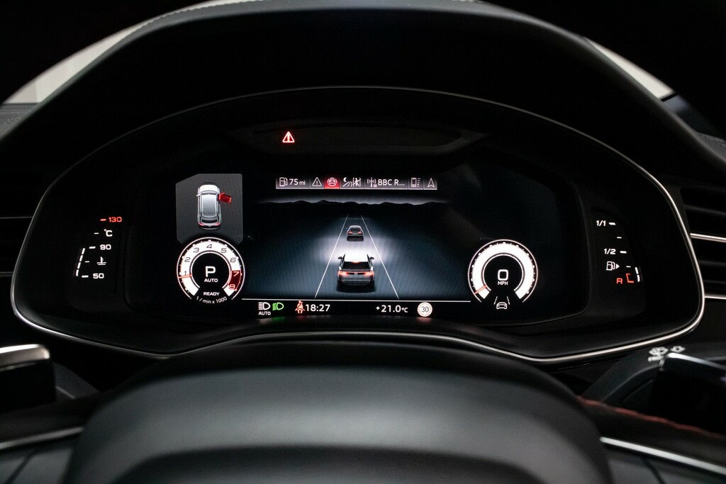 Audi RSQ8 Audi Rs Q8 Estate Tfsi 640 Quattro Perform Carbon Grey #47