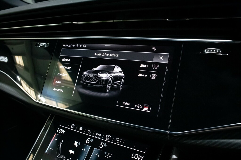 Audi RSQ8 Audi Rs Q8 Estate Tfsi 640 Quattro Perform Carbon Grey #38
