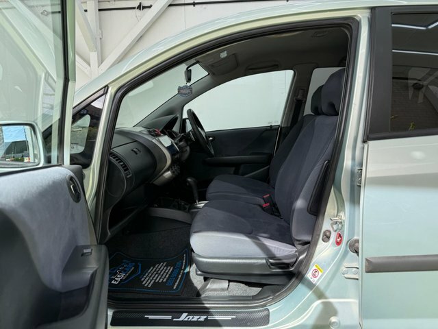 Honda Jazz 1.4 I-dsi Se Hatchback 137 G Km Silver #28
