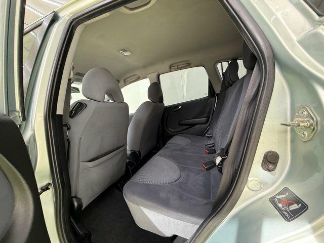 Honda Jazz 1.4 I-dsi Se Hatchback 137 G Km Silver #24