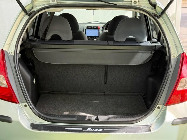 Honda Jazz 1.4 I-dsi Se Hatchback 137 G Km Silver #8