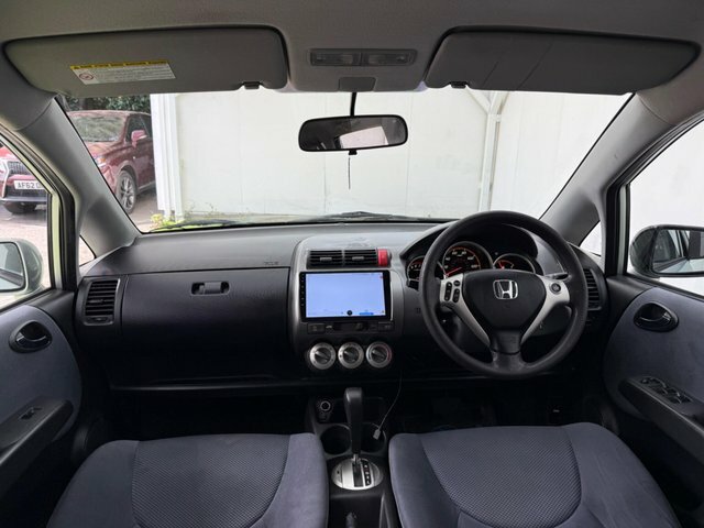 Honda Jazz 1.4 I-dsi Se Hatchback 137 G Km Silver #31