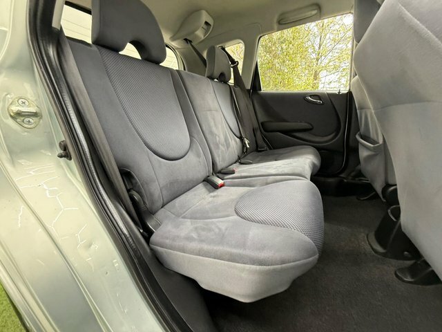 Honda Jazz 1.4 I-dsi Se Hatchback 137 G Km Silver #21