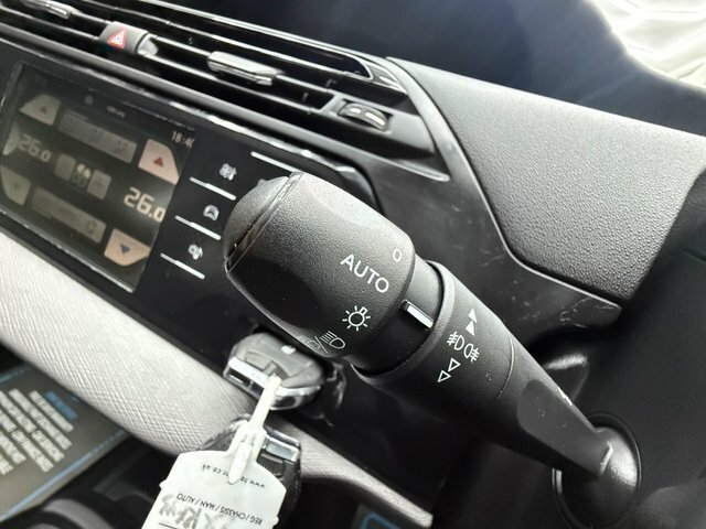 Citroen Grand C4 Picasso 1.6 Bluehdi Exclusive Eat6 Blue #40