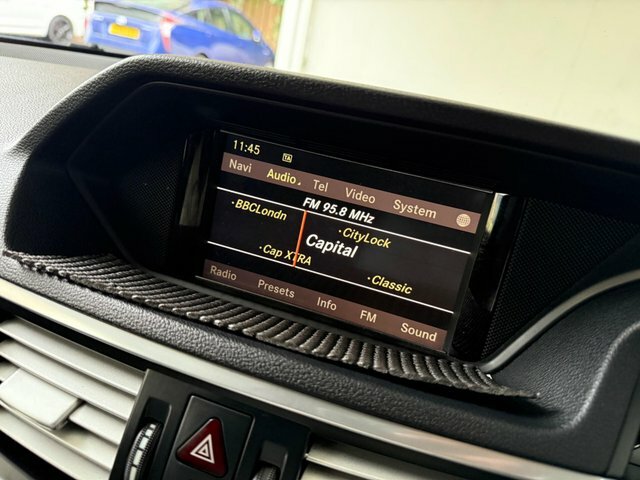 Mercedes-Benz E Class E220 Sport Cdi Blueefficiency Black #43