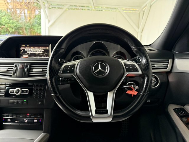 Mercedes-Benz E Class E220 Sport Cdi Blueefficiency Black #30